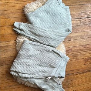 Gap Maternity Cozy Waffle Knit Lounge Set in Light Green